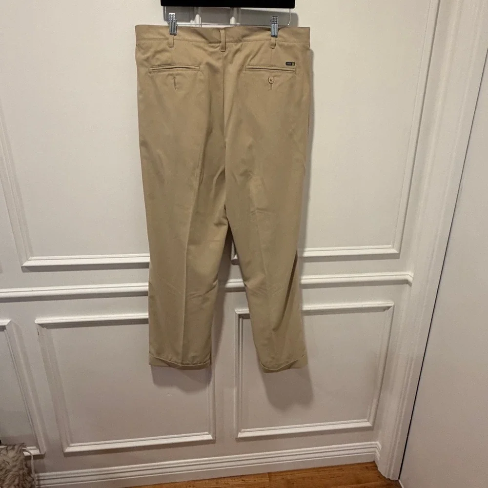 IZOD Men's Dress‎ Pants Size 36x30 Khaki Tan Pleated Front